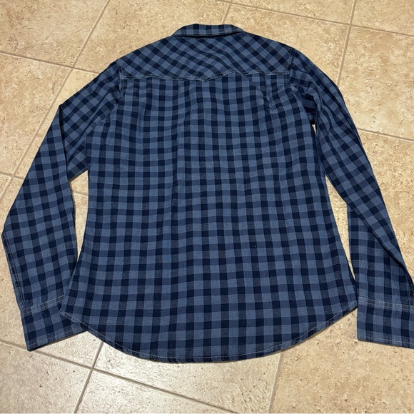 Kimes button down - Picture 3 of 4
